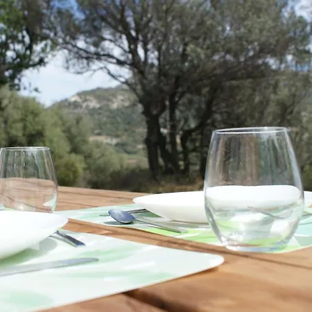 Chalet Belle Location Sur Avec Vue Remarquable Et Jardin *