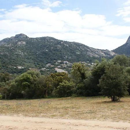 Chalet Belle Location Sur Avec Vue Remarquable Et Jardin *
